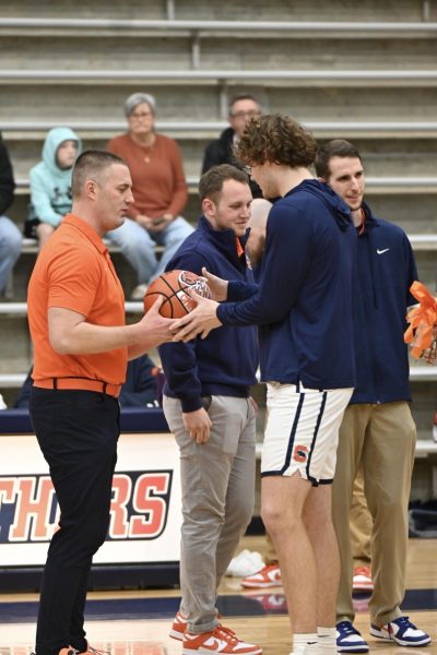 Boys basketball senior night