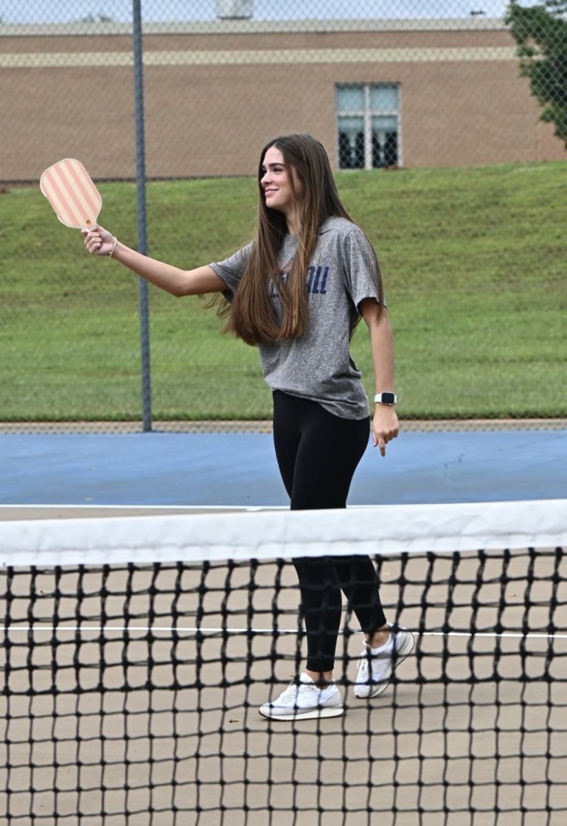Students join the pickleball craze